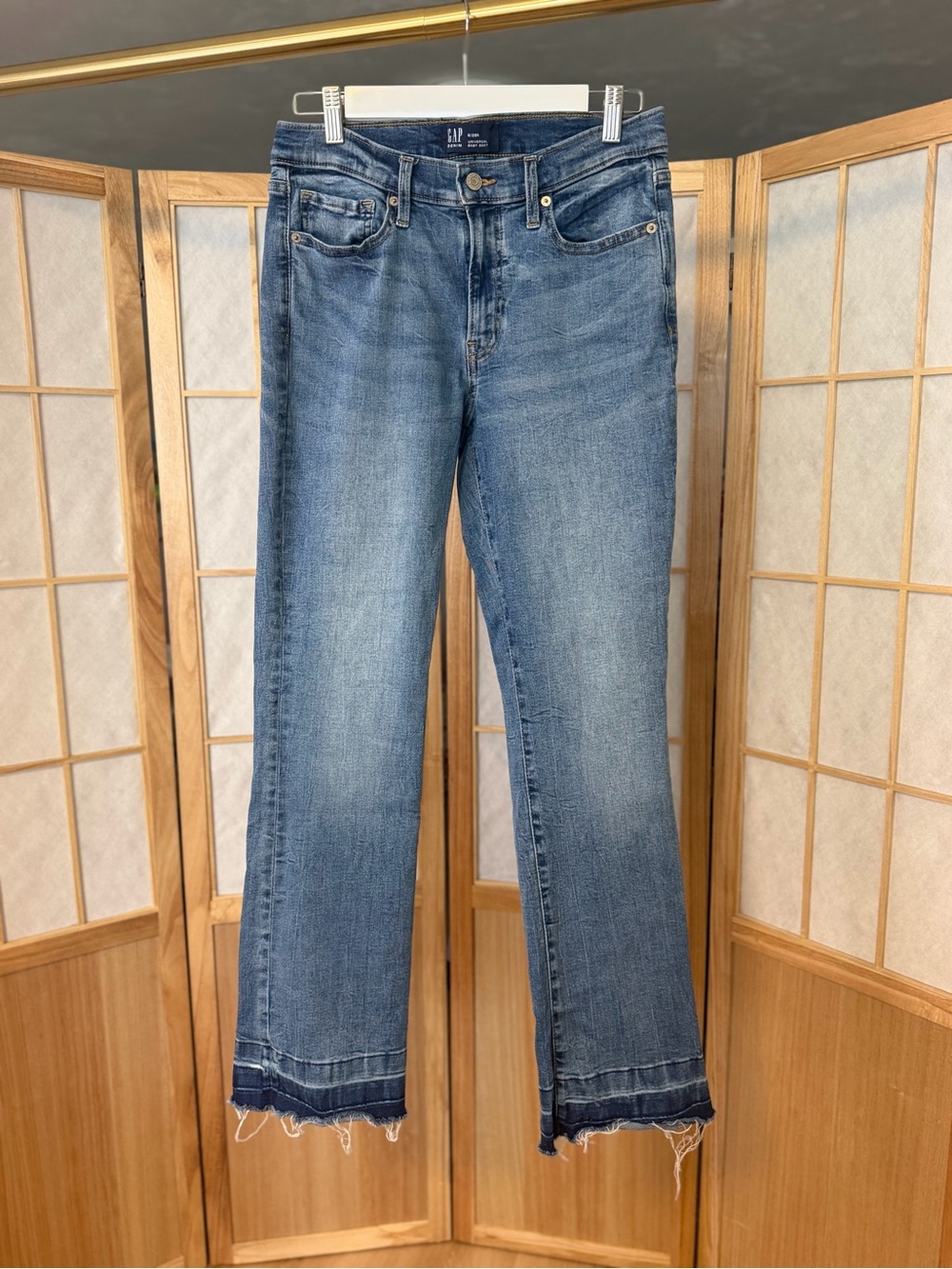 GAP Women's Boot Cut Jeans in Light Blue Wash